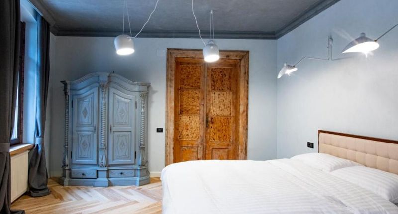Deluxe Pokoj s manželskou postelí na poschodí - Pensiunea Barrique Garden Brașov, foto 1