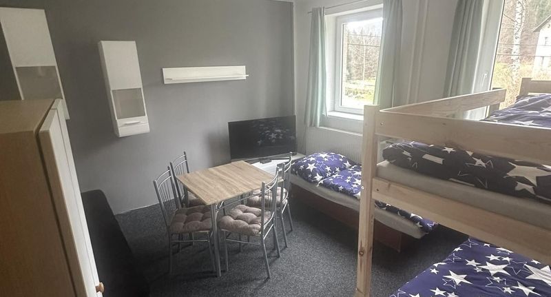 Apartman s koupelnou se sprchou pro 6 os. se 2 ložnicemi (s možností přistýlky) - Penzion Martinské údolí Kořenov, foto 1