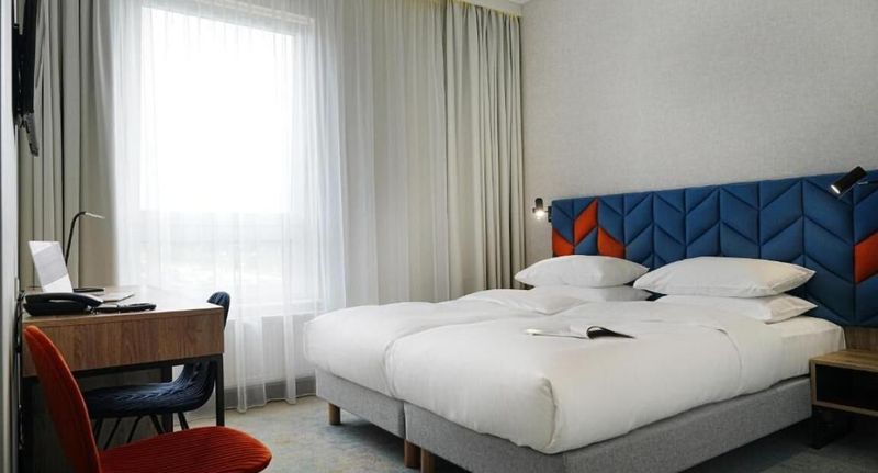 Komfort Pokoj s privátní koupelnou mimo pokoj s manželskou postelí - Hotel Faros Gdańsk, foto 1