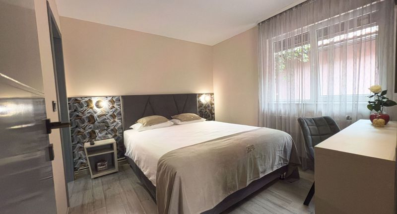 Superior Bungalow (jako celek) pro 4 os. na přízemí - Hotel Eden Câmpulung Moldovenesc, foto 1