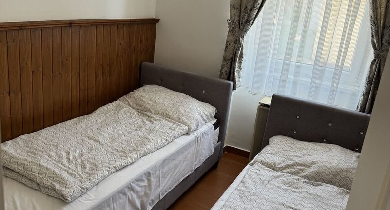 Apartman (jako celek) s klimatizací pro 3 os. na přízemí (s možností přistýlky) - Turul Apartmanok Enying- Balatonbozsok, foto 1