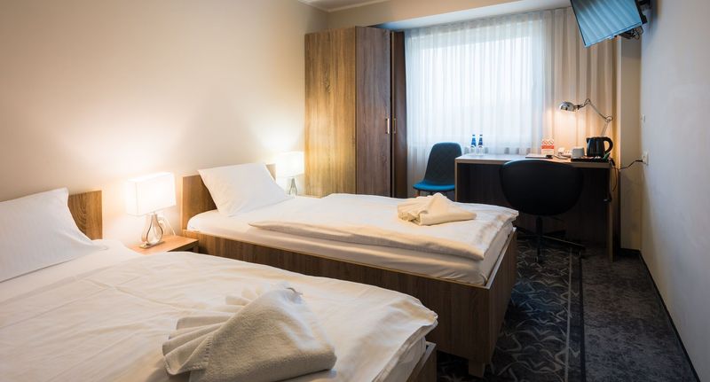 Standard Pokoj s manželskou postelí - Hotel Porto Radomsko, foto 1