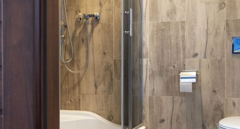 Pokoj s koupelnou s klimatizací pro 2 os. (s možností přistýlky) - Studio Adler Bed&Breakfast Łódź, foto 1