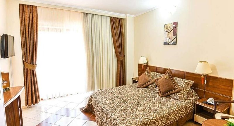 Suita s manželskou postelí s 1 ložnicí - Hotel Holiday Olimp, foto 1
