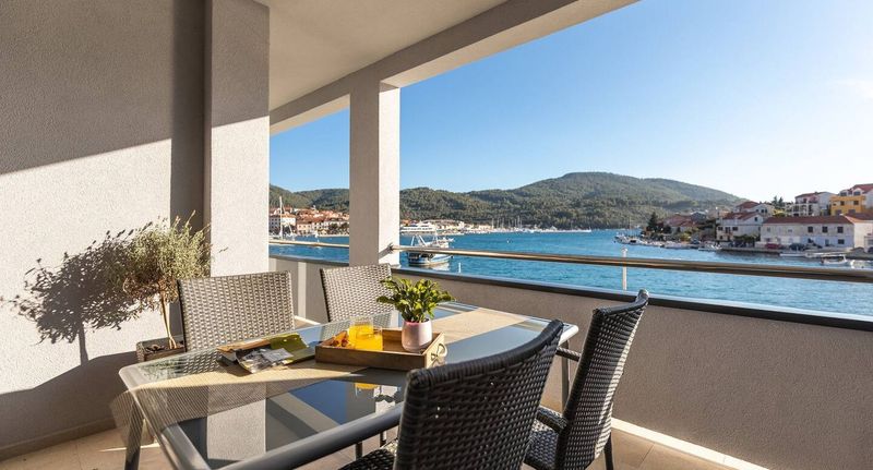 Apartman pro 3 os. se 2 ložnicemi - Apartments and Rooms Ribarska srića Vela Luka, foto 1