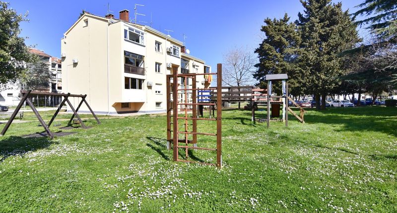 Apartman s klimatizací s balkónem pro 5 os. se 2 ložnicemi A-24206-a - Apartments With WiFi Umag - 24206, foto 1