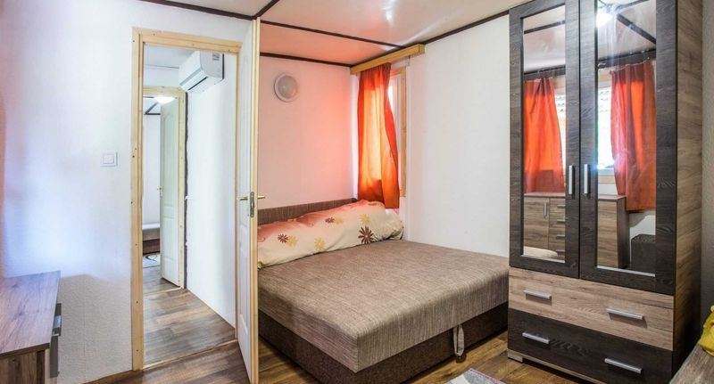 Apartman (jako celek) pro 10 os. s výhledem na řeku (s možností přistýlky) - Siesta Apartman Tokaj, foto 1