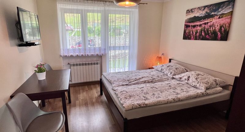 Apartman s vlastní kuchyní pro 4 os. se 2 ložnicemi s výhledem na hory (s možností přistýlky) - Pokoje i domek u Uli Piwniczna Zdrój, foto 10