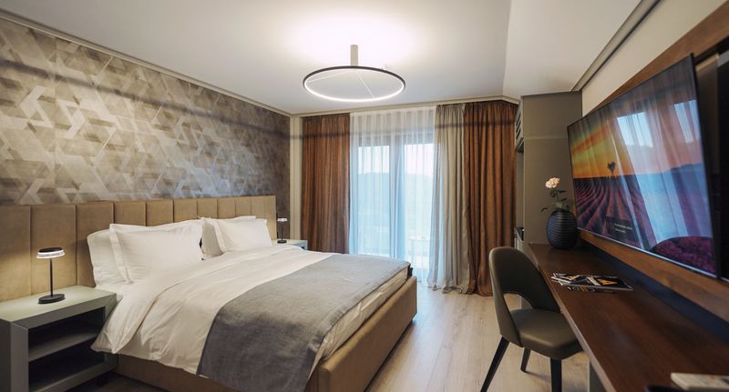Deluxe Pokoj s manželskou postelí - Pensiunea Ikabane Agapia, foto 1