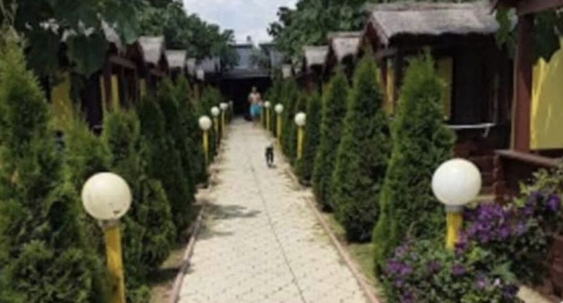 House (jako celek) s manželskou postelí - Cazare Balliu Corbu, foto 1