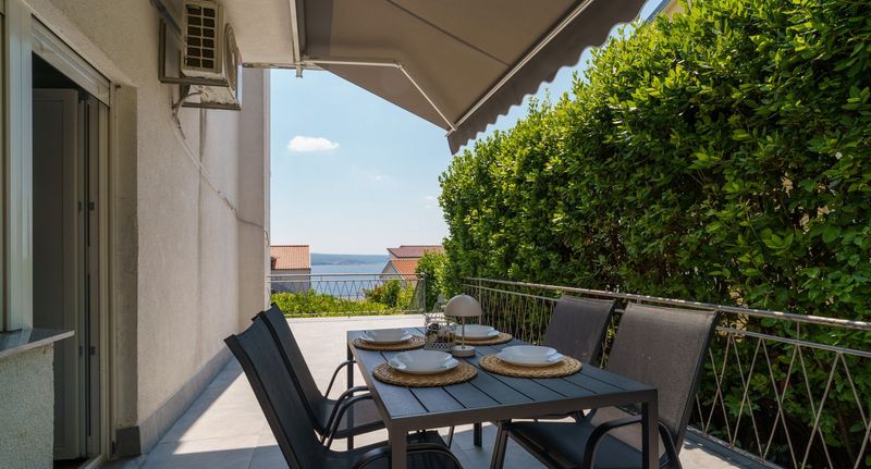 Apartman s balkónem s klimatizací pro 3 os. s 1 ložnicí - Apartments Blue Heaven Dramalj, foto 1