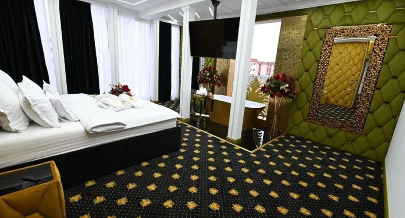 Superior Apartman pro 4 os. se 2 ložnicemi - Emir Palace Hotel Popești-Leordeni, foto 1