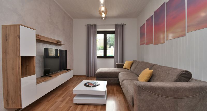 Apartman pro 4 os. se 2 ložnicemi - Apartment Martelina Rakalj, foto 1