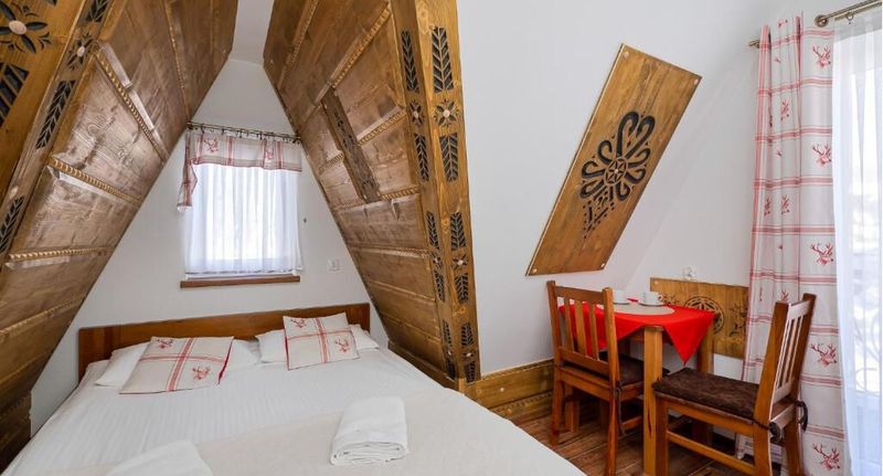 Apartman pro 4 os. se 2 ložnicemi - Willa Pod Reglami Małe Ciche, foto 1