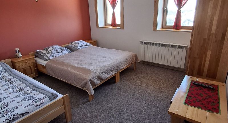 Pokoj pro 3 os. v suterénu (s možností přistýlky) - Gazdówka na Wierchu Biały Dunajec, foto 1