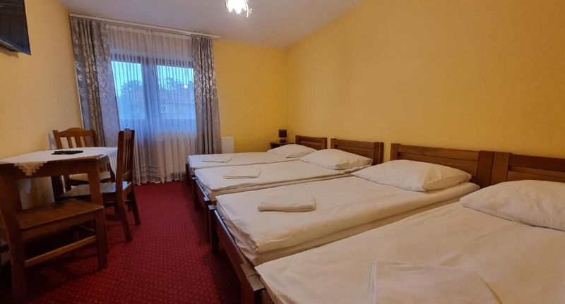 Pokoj s balkónem pro 4 os. - Willa pod Smrekiem Białka Tatrzańska, foto 6
