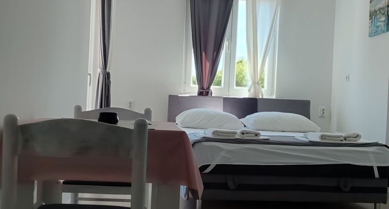 "B" Studio Pokoj s manželskou postelí (s možností přistýlky) - Apartmas Glibić Zaostrog, foto 1