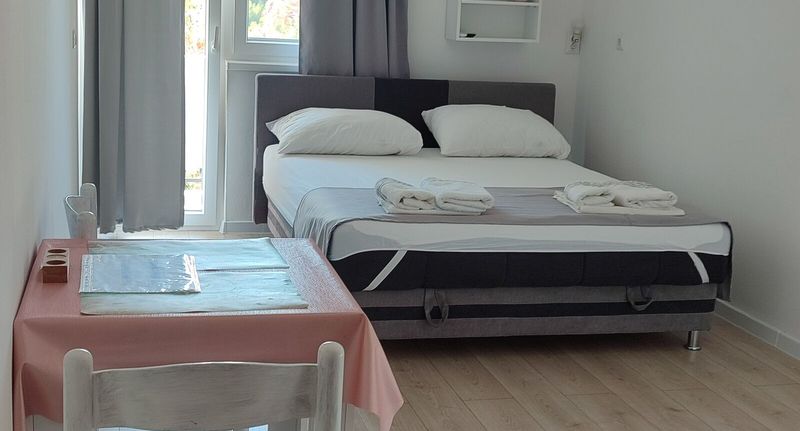 "C" Studio Pokoj s manželskou postelí (s možností přistýlky) - Apartmas Glibić Zaostrog, foto 1