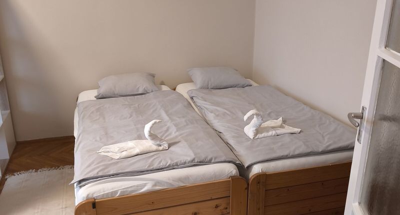 Classic Apartman (jako celek) pro 2 os. na poschodí (s možností přistýlky) - Kiskuckó Apartman Kaposvár, foto 1