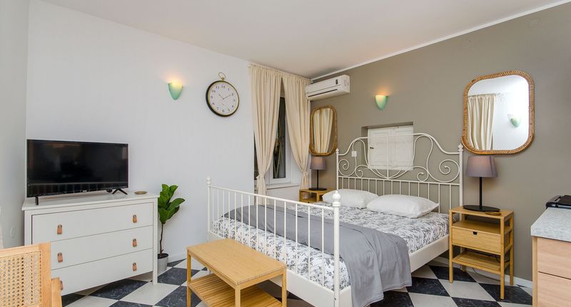 Apartman pro 2 os. s 1 ložnicí - Apartments Urban Split, foto 1