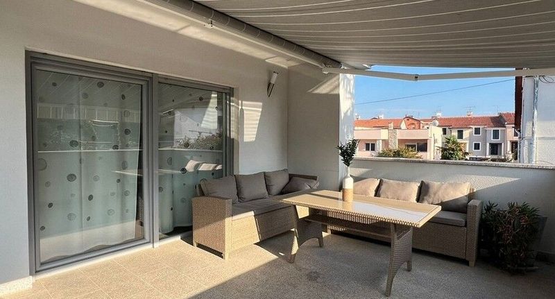 Apartman s klimatizací s terasou pro 5 os. se 2 ložnicemi A-25114-a - Apartments With Parking Space Umag - 25114, foto 1