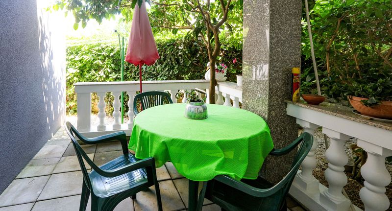 Apartman s klimatizací s terasou s manželskou postelí s 1 ložnicí A-23744-f - Apartments With Parking Space Srima - Vodice, Vodice - 23744 Srima - Vodice, foto 1