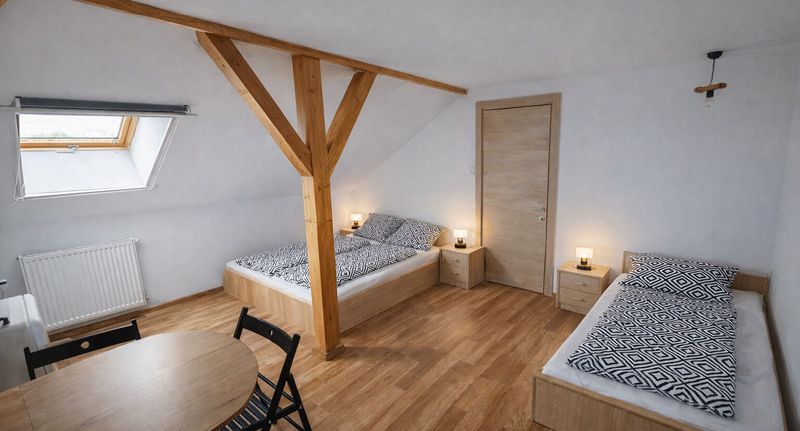 Vip Pokoj pro 3 os. - HannaBella Vendégház & Wellness Miskolc, foto 1