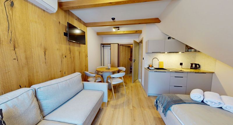 Deluxe Pokoj s privátní koupelnou mimo apartmán pro 4 os. - Willa Magiera Sromowce Niżne, foto 1