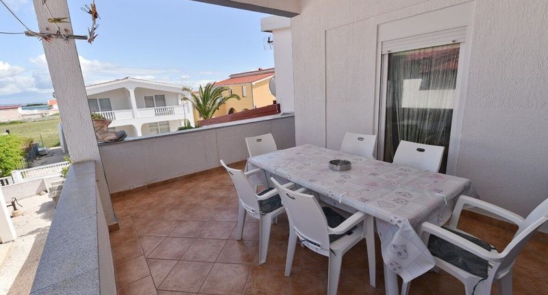 Apartman s klimatizací s terasou pro 5 os. se 2 ložnicemi A-25448-b - Apartments By The Sea Vir - 25448, foto 1