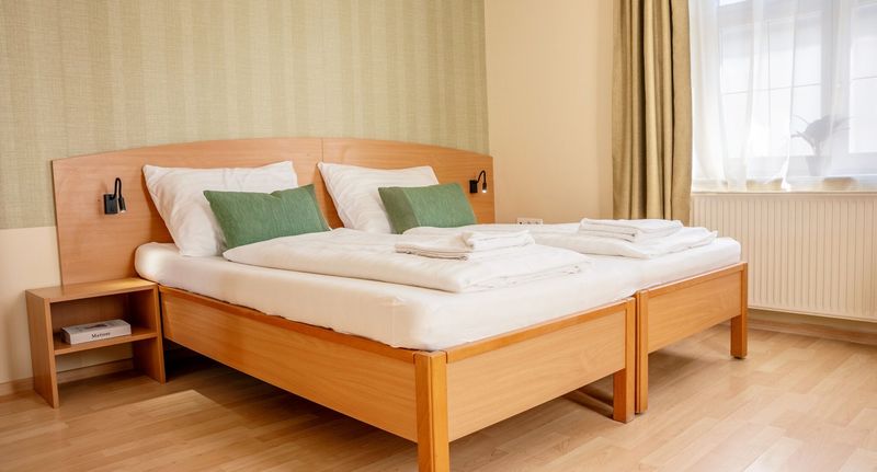 Standard Pokoj pro 3 os. přízemní - Levendula Resort és Rendezvényközpont Bogács, foto 1