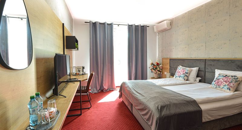 Superior Pokoj s balkónem s manželskou postelí - Villa Rosa Timișoara, foto 1