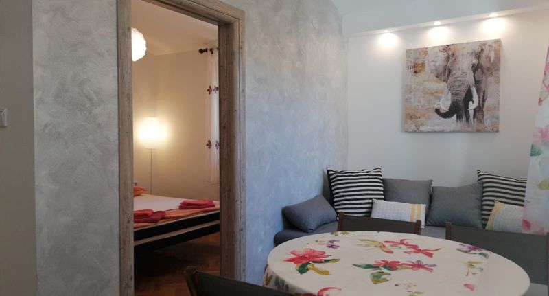 Apartman s klimatizací s terasou pro 4 os. se 2 ložnicemi A-25387-b - Apartments By The Sea Okrug Gornji, Čiovo - 25387 Okrug Gornji, foto 1