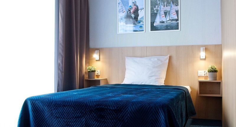 Pokoj s manželskou postelí s výhledem na jezero výhled na přístav (s možností přistýlky) - Marina Apartamenty ChKŻ Charzykowy, foto 1