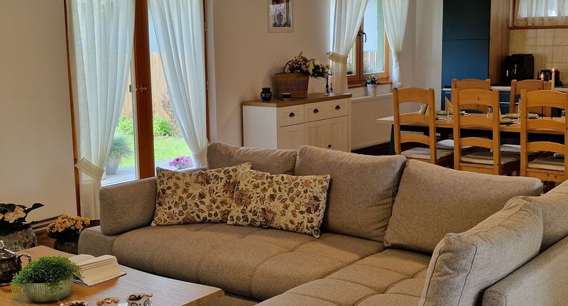 Apartman pro 6 os. se 3 ložnicemi s výhledem do zahrady celý Dům - Apartment House Lányi Apartmanház, foto 1
