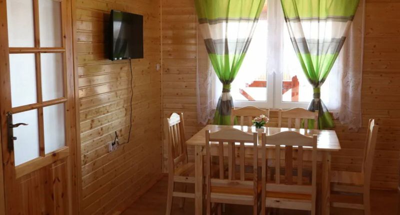 Roubenka (jako celek) pro 10 os. - Domek Letniskowy Agroweekend, foto 1