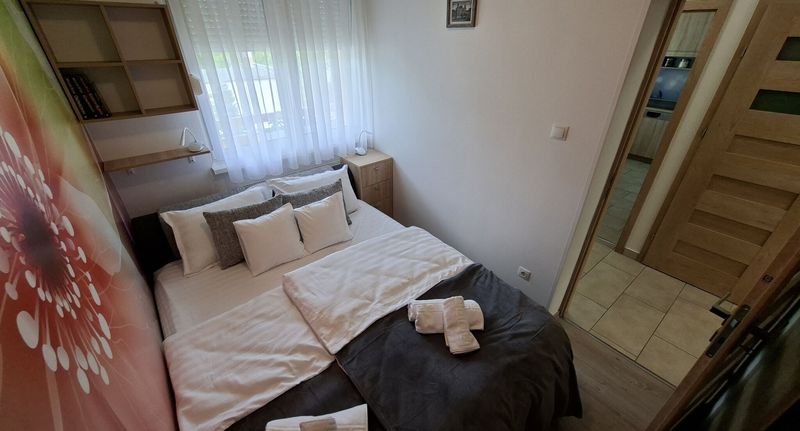 Premium Rodinný Apartman pro 5 os. se 2 ložnicemi (s možností přistýlky) - Birdsong Apartman Debrecen, foto 1