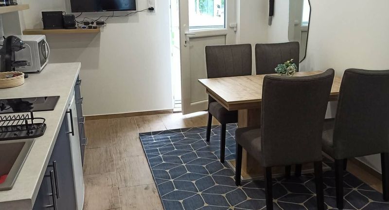 Rodinný Apartman s vanou pro 4 os. se 2 ložnicemi (s možností přistýlky) - B30 Apartmanok Eger, foto 1