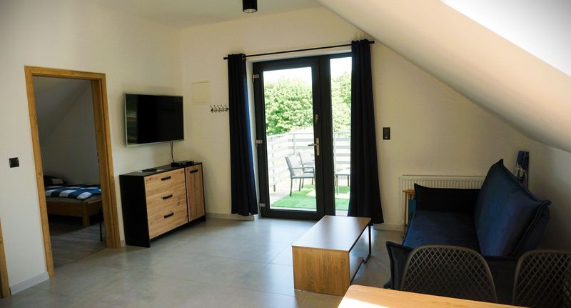 Rodinný Apartman pro 6 os. se 3 ložnicemi na poschodí - Domki letniskowe Odargowo, foto 1