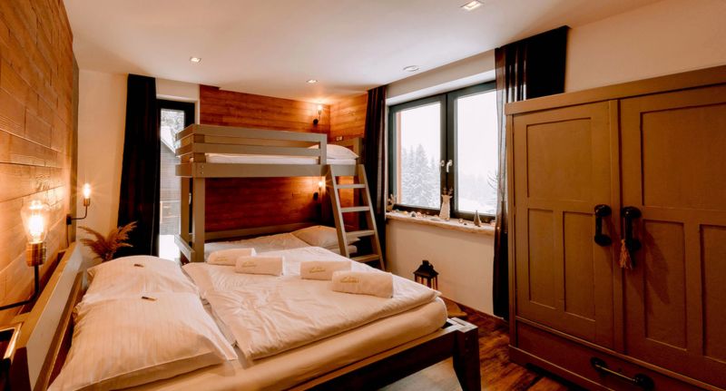 Rodinný Apartman pro 8 os. se 2 ložnicemi na poschodí - Chata MartinSki, foto 1