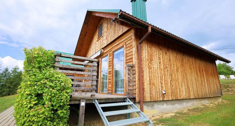 Rekreační dům (jako celek) pro 8 os. - Apartamenty i pokoje Na Wzgórzu Łobozew Dolny, foto 1