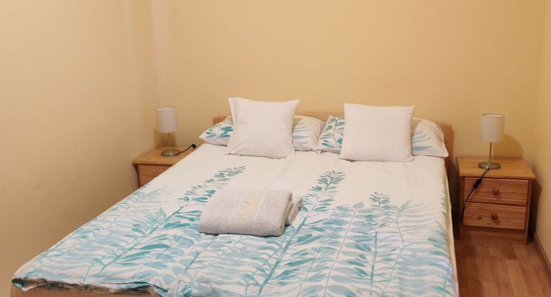 Lux Pokoj pro 4 os. přízemní - Korona Apartmanház Cserkeszőlő, foto 1