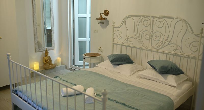 Pokoj s manželskou postelí na poschodí přízemní - Casa Teos 2 Mai, foto 1