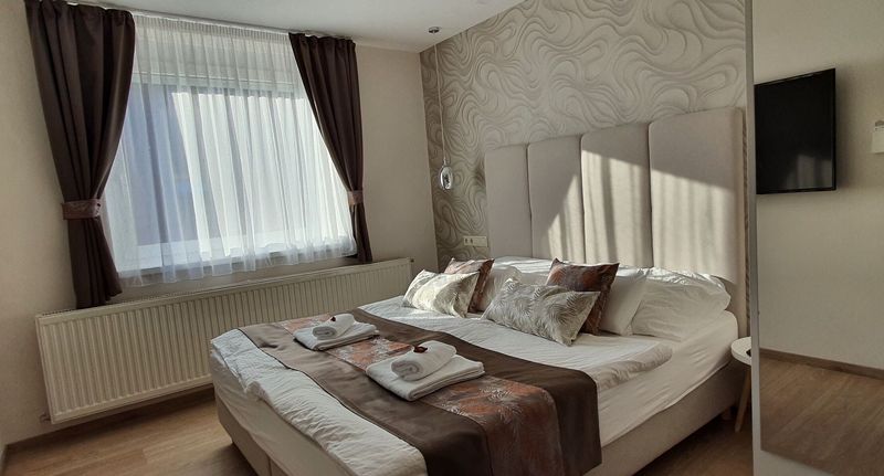 Design Apartman s manželskou postelí s 1 ložnicí na poschodí - Tündérlak Balatonfüred, foto 1