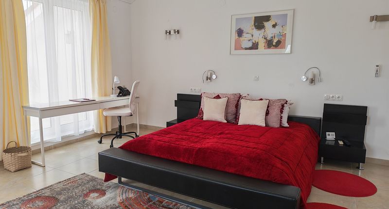 Suita s manželskou postelí s 1 ložnicí s výhledem na les na poschodí - Csipkerózsa Parkhotel Csólyospálos, foto 1