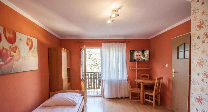 Pokoj pro 3 os. - Pokoje Bieszczadzkie Wzgórze Myczków, foto 1