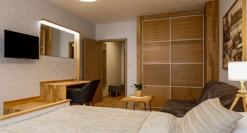 Depandance Deluxe Pokoj s manželskou postelí (s možností přistýlky) - Wellness Hotel Gendorf Vrchlabí, foto 1