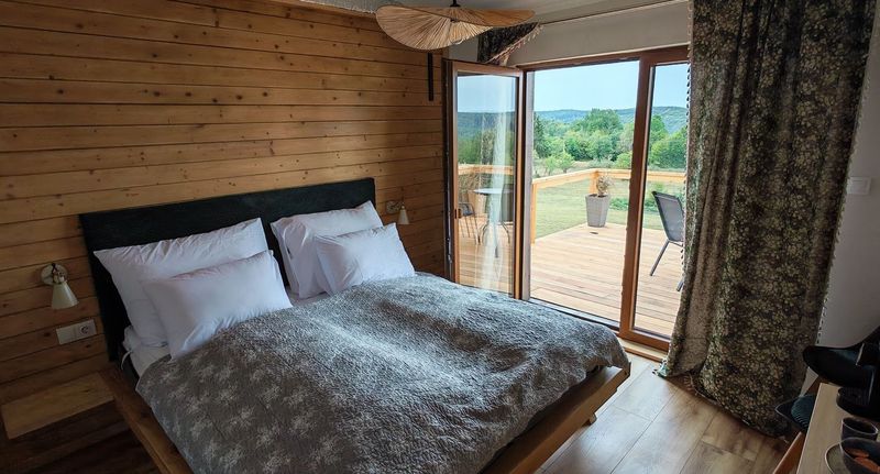 Pokoj s terasou s manželskou postelí s panoramou - Kétvölgy Kertje Vendégfogadó Kétvölgy, foto 21