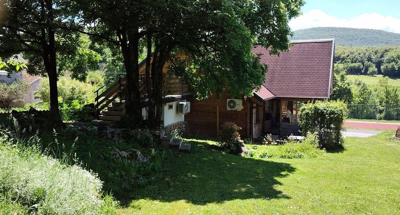 Apartman s klimatizací s terasou pro 5 os. se 2 ložnicemi A-27143-a - Apartments With Parking Space Otočac, Velebit - 27143 Otočac, foto 1