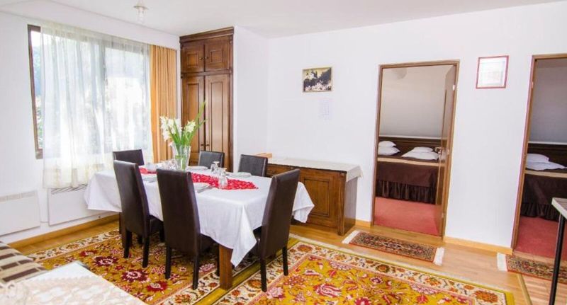 Pokoj pro 4 os. - Casa Medievală Bran, foto 1
