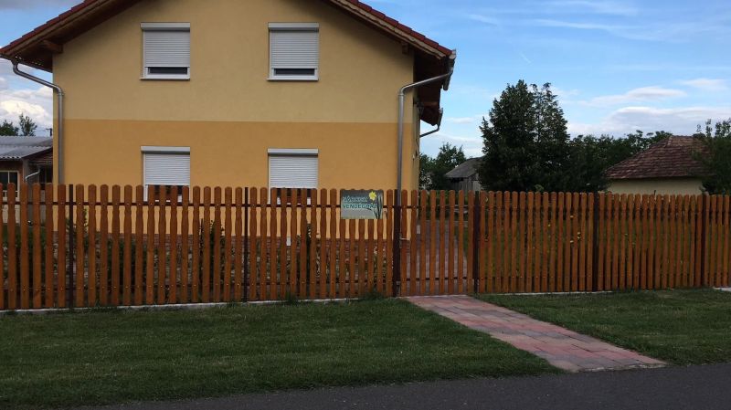 Nárcisz Vendégház Mórahalom - foto 1